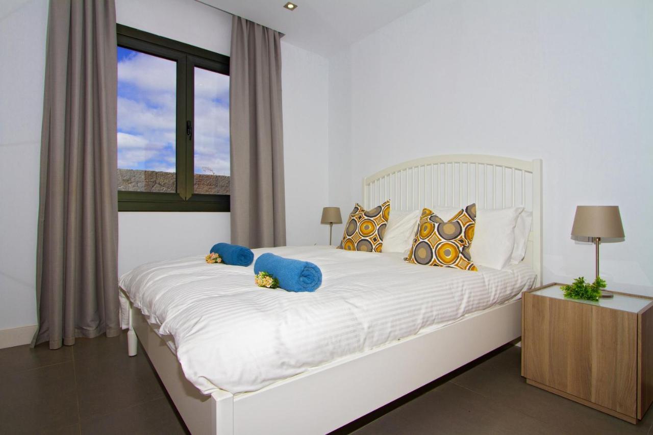 Luxury Los Mojones Villa Short Walk To Old Town Private Heated Pool Villa Los Mojones Angie Puerto Del Carmen 티아즈 외부 사진
